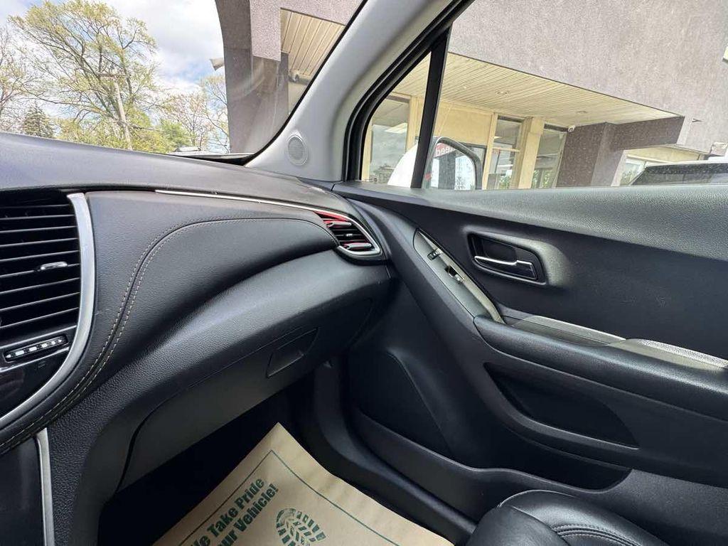 used 2022 Chevrolet Trax car, priced at $17,905