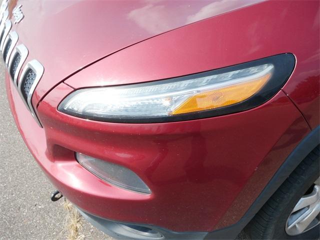 used 2014 Jeep Cherokee car, priced at $9,432