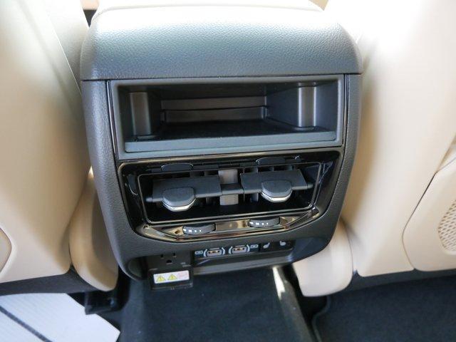 new 2025 Jeep Grand Cherokee car, priced at $49,471