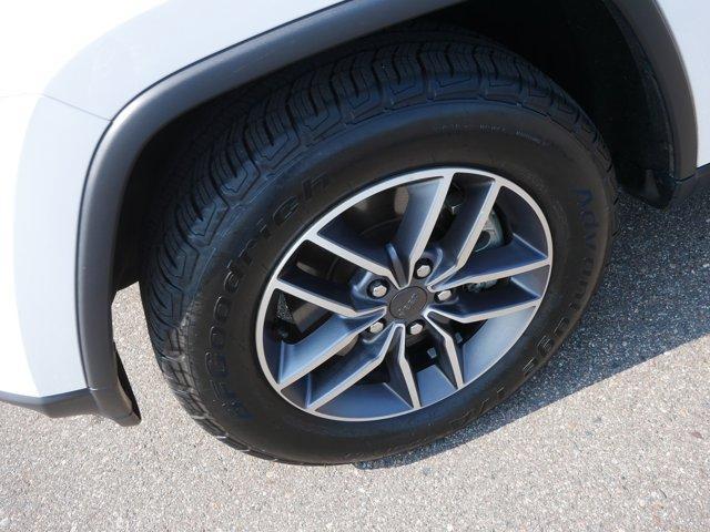 used 2021 Jeep Grand Cherokee car, priced at $28,243