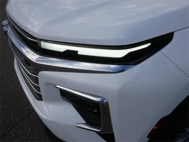 used 2025 Chevrolet Traverse car, priced at $39,465