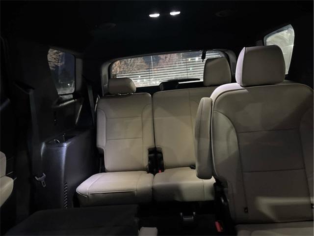 used 2023 Chevrolet Traverse car, priced at $36,987