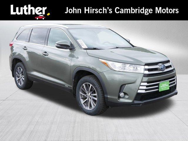 used 2019 Toyota Highlander Hybrid car, priced at $35,093