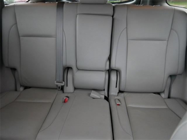 used 2019 Toyota Highlander Hybrid car, priced at $35,093