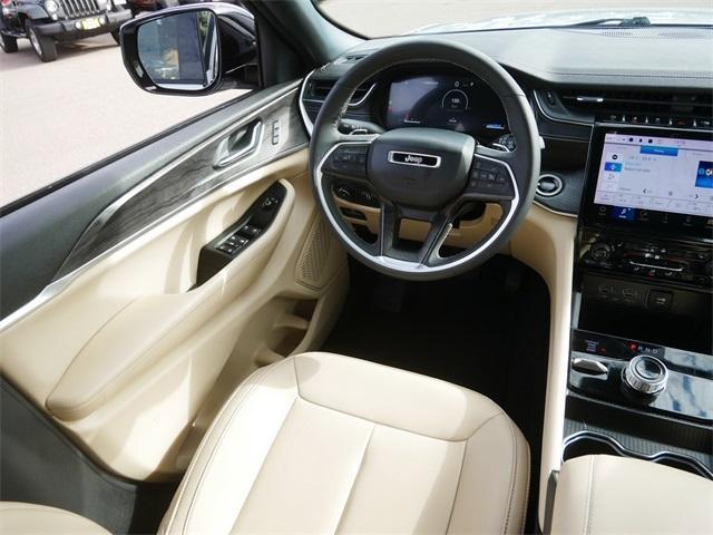 used 2024 Jeep Grand Cherokee car, priced at $37,000
