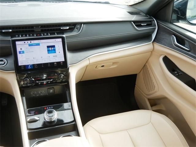 used 2024 Jeep Grand Cherokee car, priced at $37,000