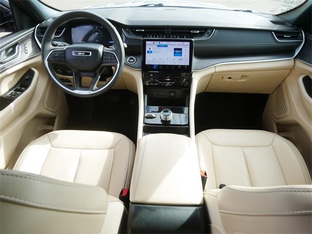 used 2024 Jeep Grand Cherokee car, priced at $37,000