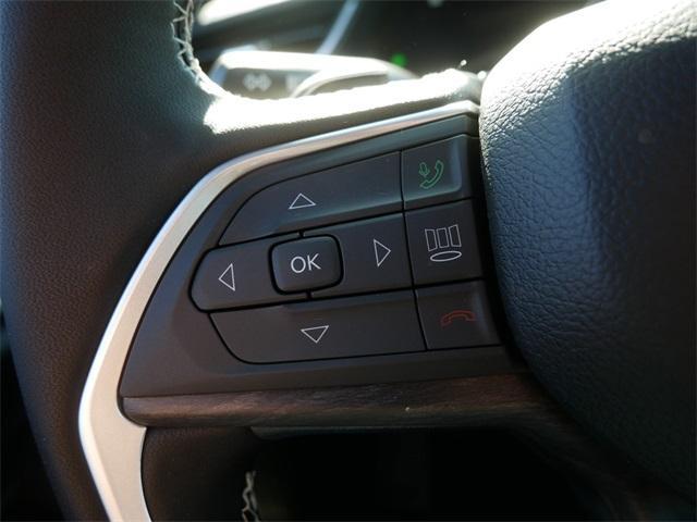 new 2025 Jeep Grand Cherokee car, priced at $50,818