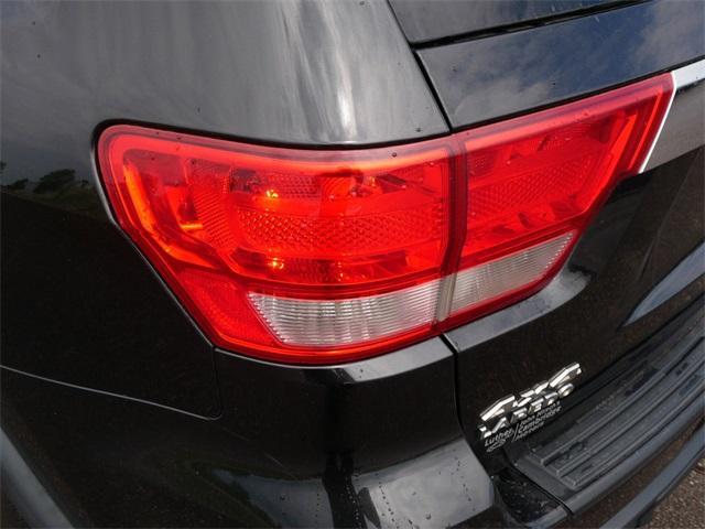 used 2011 Jeep Grand Cherokee car, priced at $9,612
