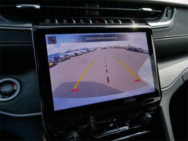 new 2025 Jeep Grand Cherokee L car