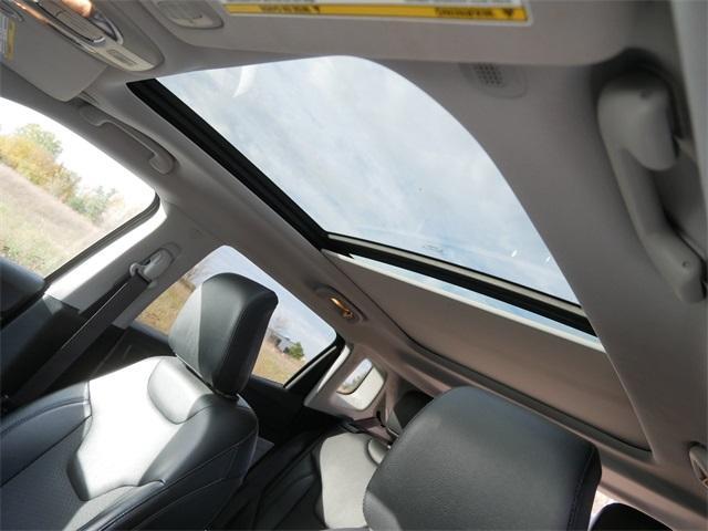 used 2022 Jeep Compass car, priced at $22,421