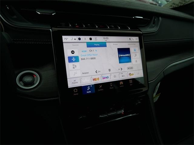 new 2025 Jeep Grand Cherokee car, priced at $43,696