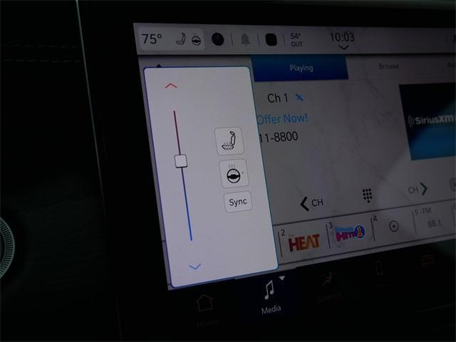 new 2025 Jeep Grand Cherokee car, priced at $43,696