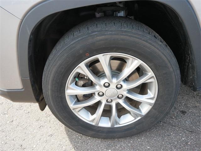 used 2021 Jeep Cherokee car, priced at $24,222