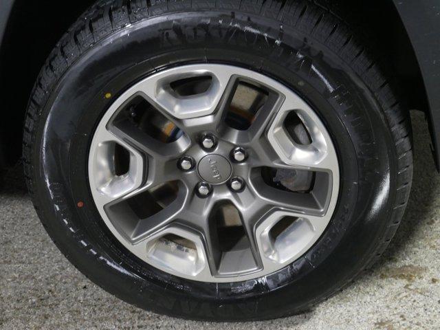 used 2019 Jeep Cherokee car, priced at $19,498