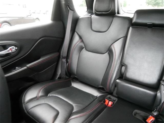used 2020 Jeep Cherokee car, priced at $26,987
