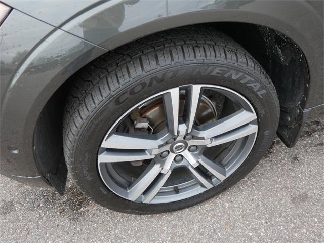 used 2019 Volvo XC60 car, priced at $22,754