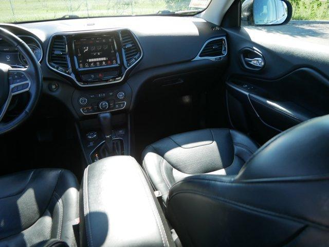 used 2019 Jeep Cherokee car, priced at $16,174