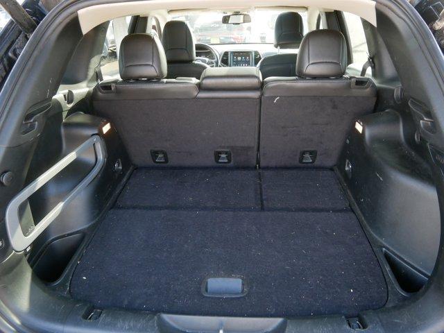 used 2018 Jeep Cherokee car