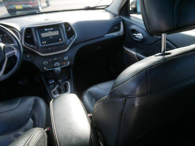 used 2018 Jeep Cherokee car