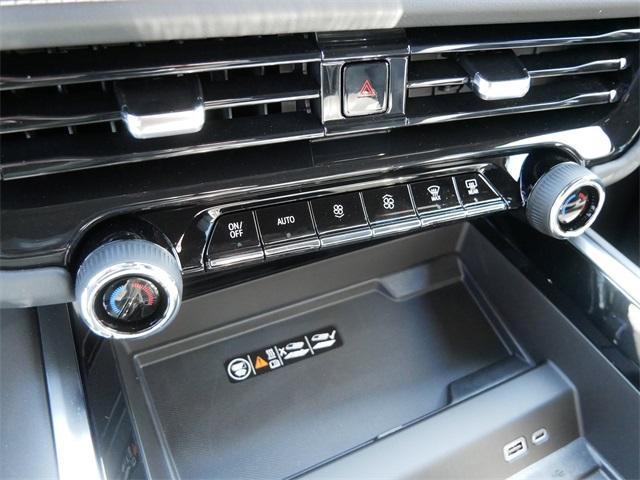 new 2025 Chevrolet Suburban car, priced at $79,442