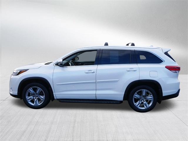 used 2019 Toyota Highlander car, priced at $26,828