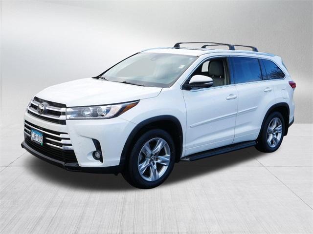 used 2019 Toyota Highlander car, priced at $26,828