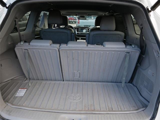 used 2019 Toyota Highlander car, priced at $26,828