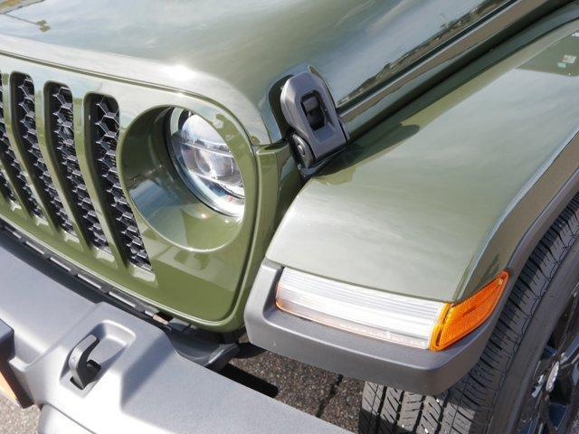 used 2023 Jeep Gladiator car, priced at $36,142