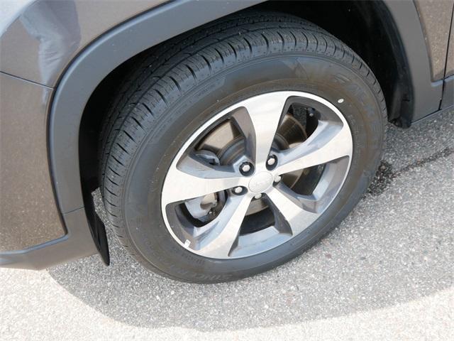 used 2019 Jeep Cherokee car, priced at $19,021