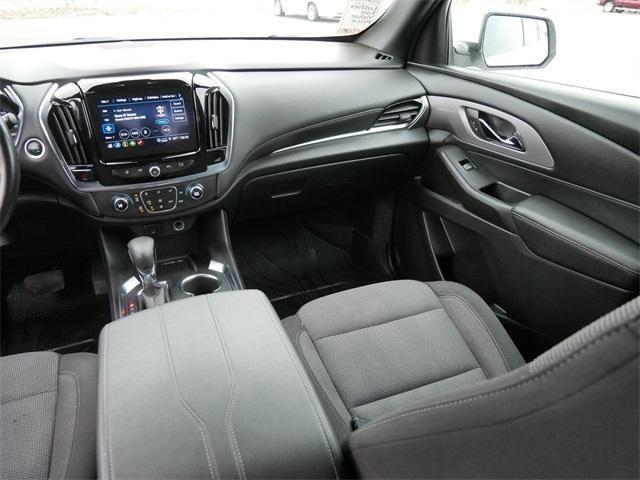 used 2022 Chevrolet Traverse car, priced at $32,404