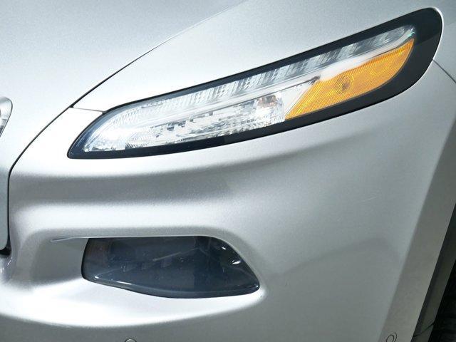 used 2014 Jeep Cherokee car, priced at $11,998