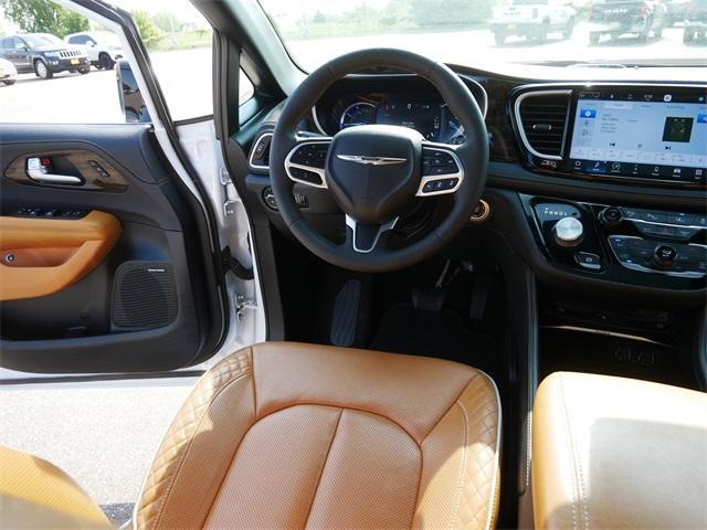 used 2023 Chrysler Pacifica Hybrid car, priced at $39,999