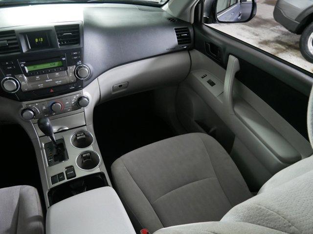 used 2012 Toyota Highlander car, priced at $13,998