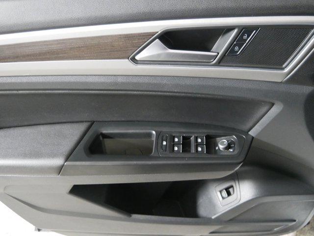 used 2019 Volkswagen Atlas car, priced at $13,998