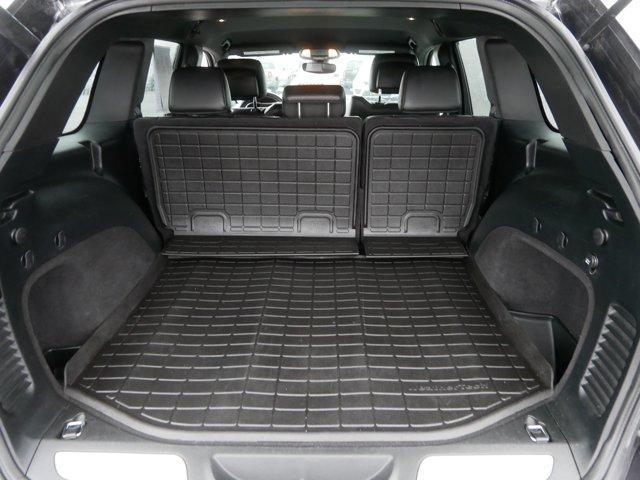 used 2017 Jeep Grand Cherokee car, priced at $15,702