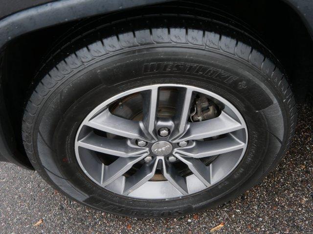 used 2017 Jeep Grand Cherokee car, priced at $15,702