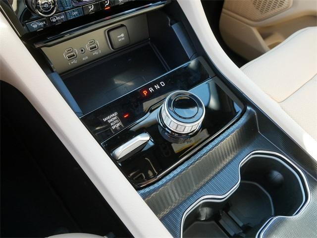 new 2025 Jeep Grand Cherokee car, priced at $44,947