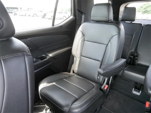 used 2022 Chevrolet Traverse car, priced at $34,878