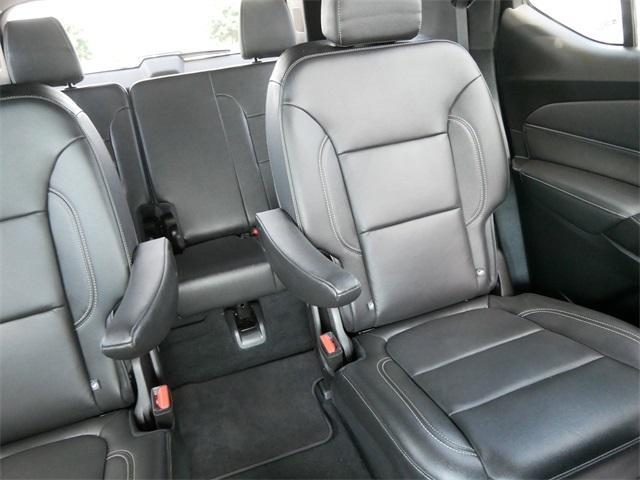 used 2022 Chevrolet Traverse car, priced at $34,878