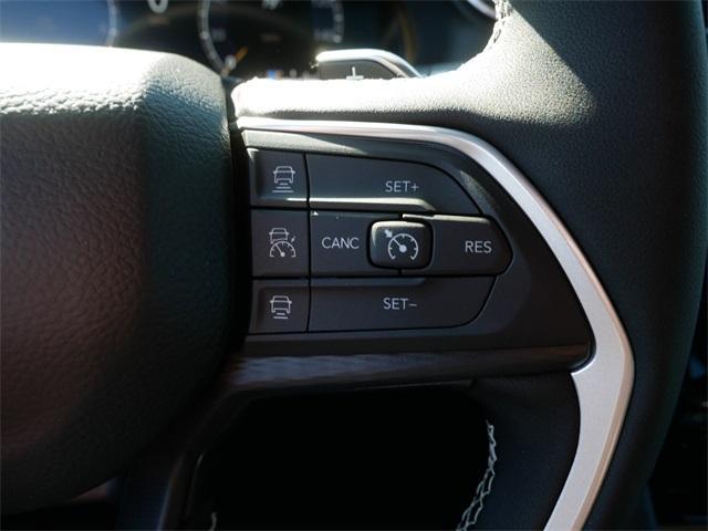 new 2025 Jeep Grand Cherokee car, priced at $38,334