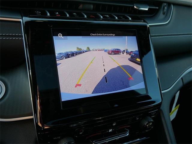 new 2025 Jeep Grand Cherokee car, priced at $38,334