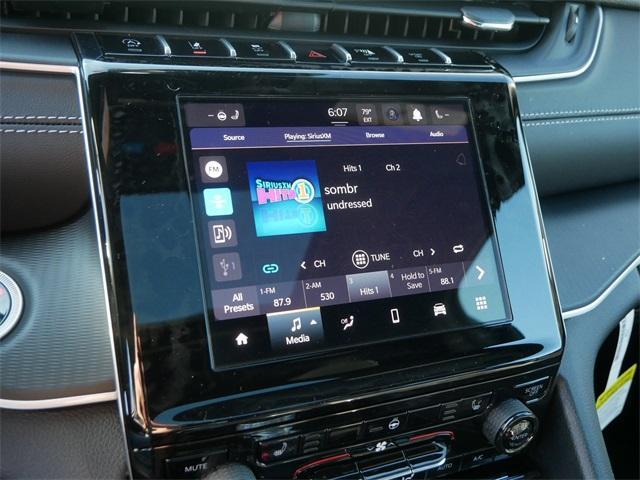 new 2025 Jeep Grand Cherokee car, priced at $38,334