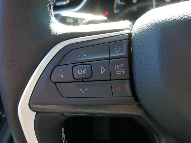new 2025 Jeep Grand Cherokee car, priced at $39,834