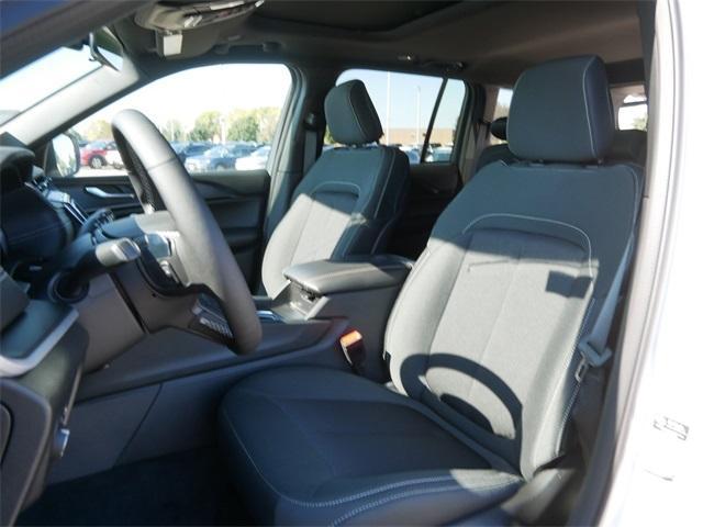 new 2025 Jeep Grand Cherokee car, priced at $39,834
