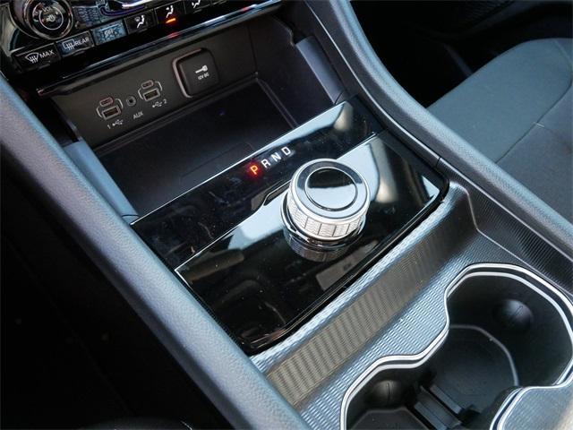 new 2025 Jeep Grand Cherokee car, priced at $39,834