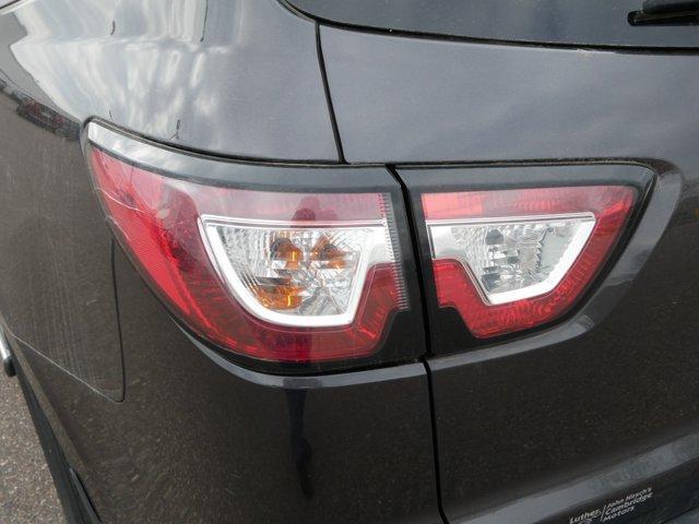 used 2015 Chevrolet Traverse car, priced at $13,987