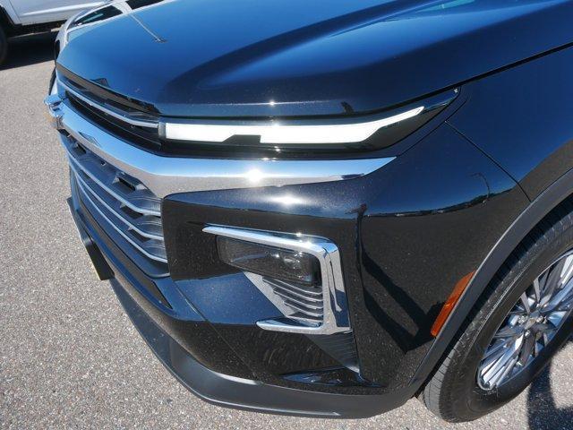 used 2025 Chevrolet Traverse car, priced at $43,521