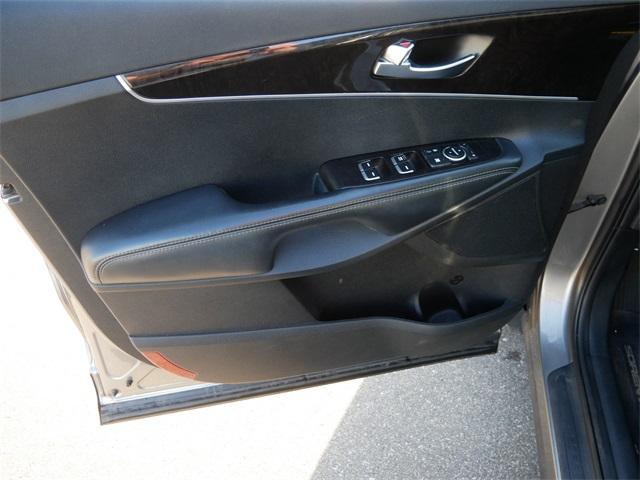 used 2016 Kia Sorento car, priced at $9,678