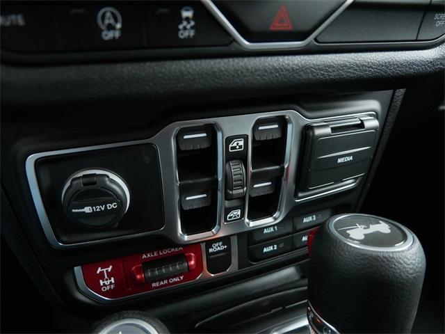 new 2025 Jeep Wrangler car, priced at $52,724